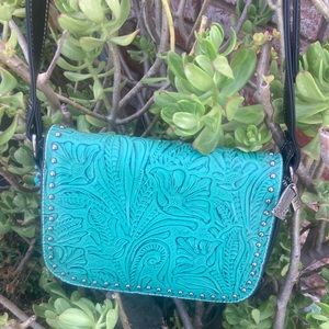 ‼️SOLD‼️Trinity Ranch By Montana West.Turquoise tooled partial leather crossbody